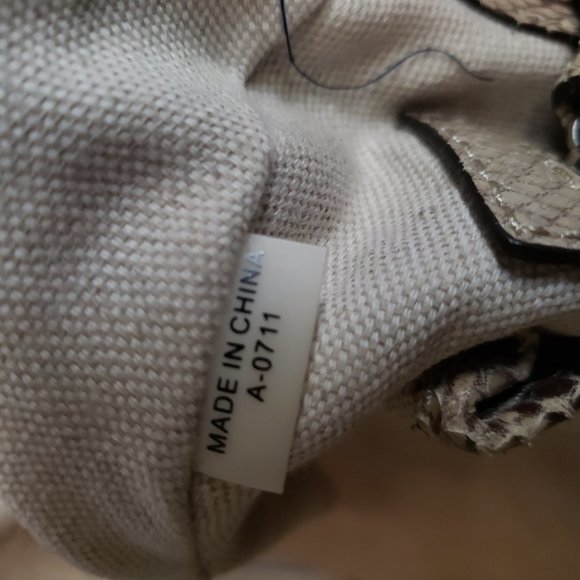 Michael Kors - Reptile print hobo bag, tassels w/silver hardware - Picture 13 of 13